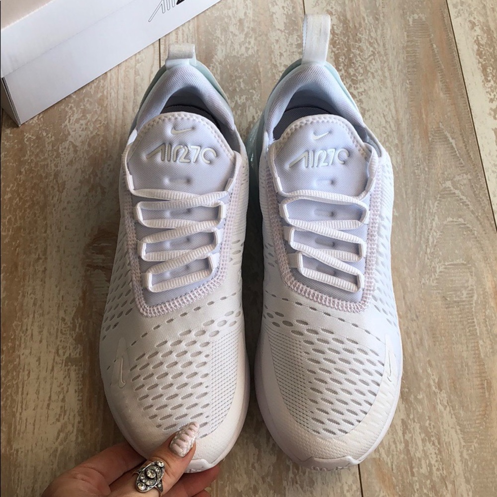NWT Nike Air Max 270 Triple white - Picture 6 of 7